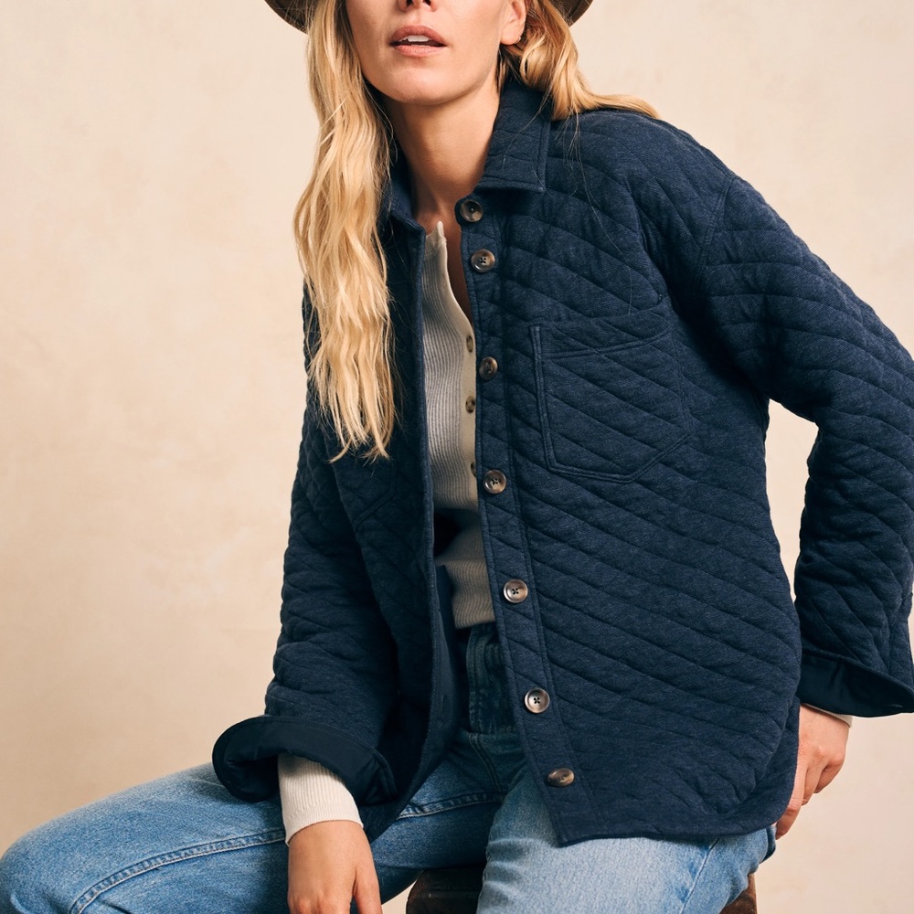 Faherty Epic Quilted Fleece Shirt Jacket in Navy Melange
